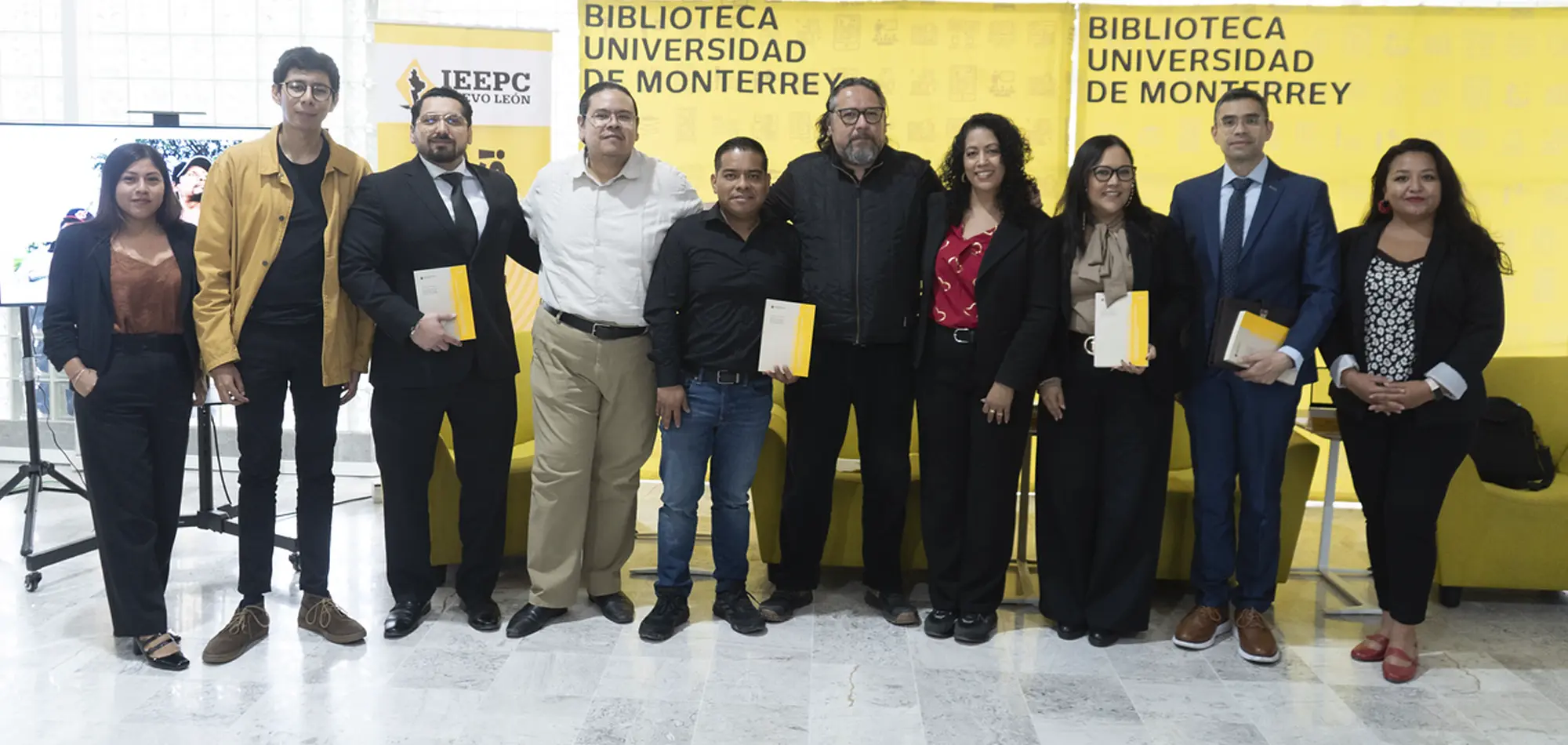 Presentan en UDEM libro sobre identidades étnicas